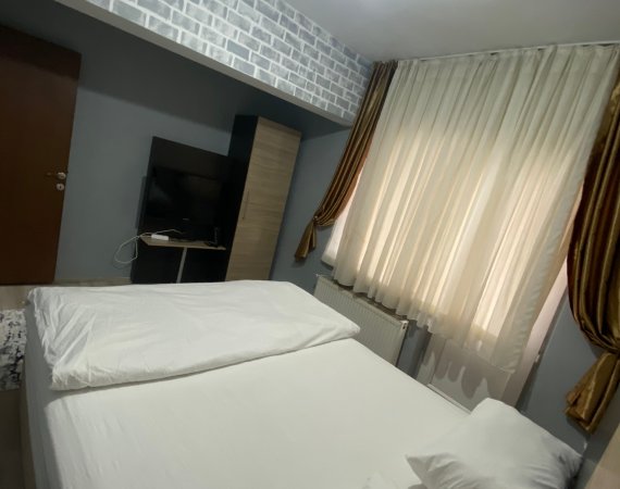 1 + 1 Teras Apart Vip